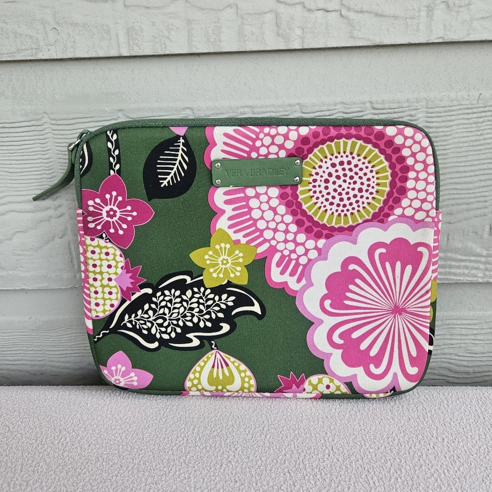 Vera Bradley Neoprene Ipad Laptop Tablet Sleeve Cover Olivia Pink 10 1/4 x 8 in